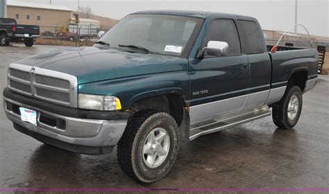 1997 Dodge Ram Pickup 1500 Extended Cab - Cars