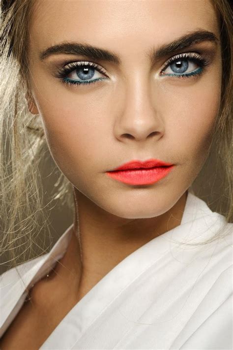 Beauty Trend Alert | Blue Eyeliner | STYLE REPORT MAGAZINE