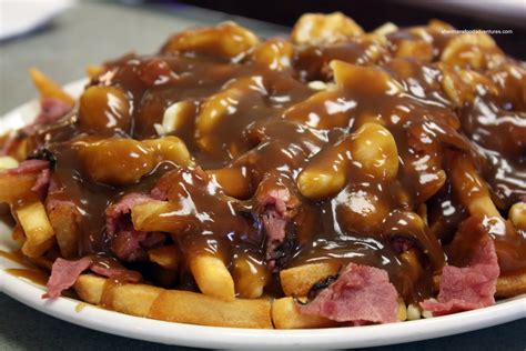 Smoked Meat Poutine