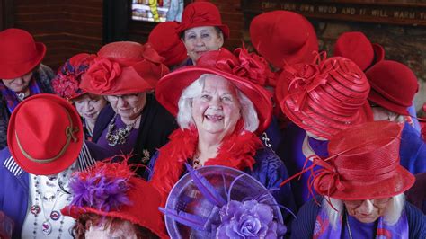 Red Hat Society: Rosebud, South Side Dazzling Red Hat Melbourne women in Melbourne south east ...