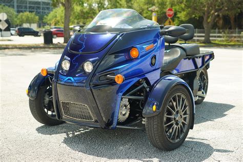 Test ride: Arcimoto 3-wheeled electric vehicles, cranking fun to the max!