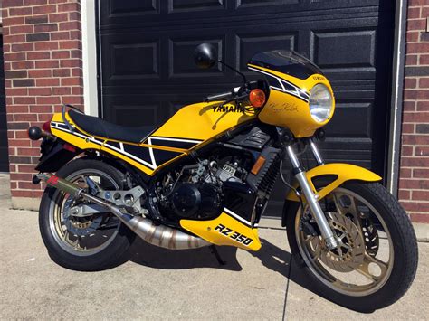 Super Clean 1984 Yamaha RZ350 Kenny Roberts Edition