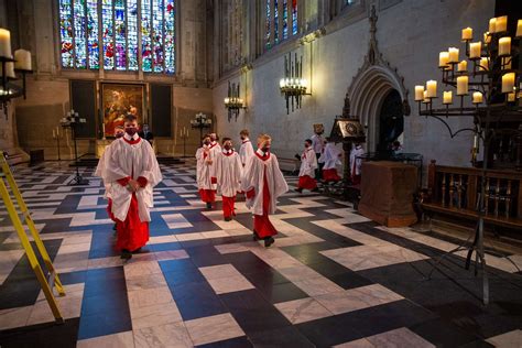 Last-minute swap needed as BBC film Carols from King’s in Cambridge ...