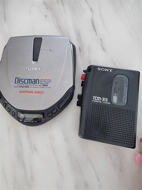 Sony CD Walkman and Casette Recorder - Not Working For Parts / Repair, Everything Else on Carousell