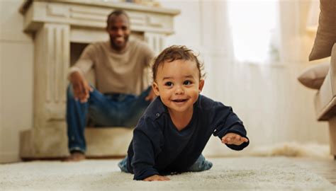 The 6 Baby Crawling Types Explained | WonderBaby.org