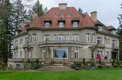 Portland's Pittock Mansion - MatchBox Adventures