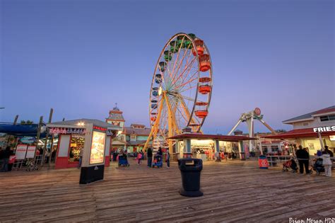 Six Flags Fiesta Texas – Is It Packed? – Real-Time Crowd Tracking ...