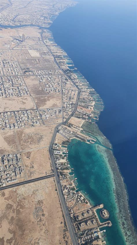 Jeddah - how to survive the summer, sit at the beach. : r/saudiarabia