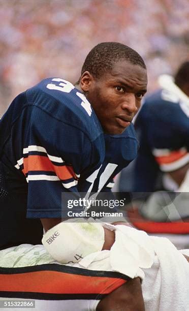 Bo Jackson Auburn Photos and Premium High Res Pictures - Getty Images