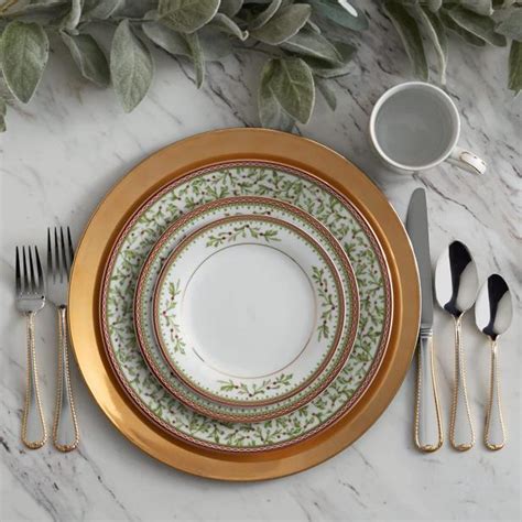 Christmas Holiday Dinnerware 2022 – Christmas 2022 Update