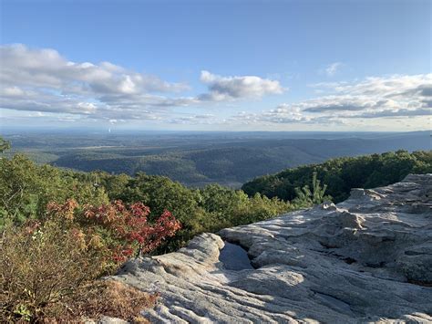 Black Mountain Overlook in Crab Orchard, TN [OC] : r/Tennessee