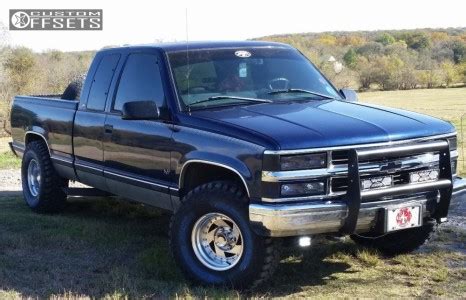 1998 Chevrolet K1500 American Racing 26 Stock Stock | Custom Offsets