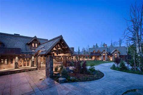 Rustic mountain retreat boasts lodge style appeal in Big Sky, Montana ...