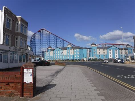 JADE HOLIDAY APARTMENTS - SOUTH SHORE BLACKPOOL - Condominium Reviews ...