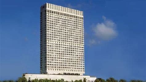 The Trident Nariman point, Five Star Hotels in Mumbai.