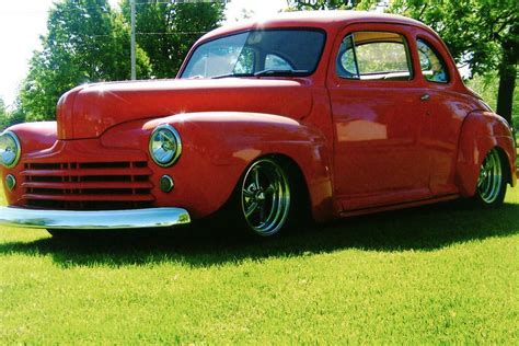 1947 FORD CUSTOM CLUB COUPE