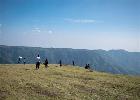 Best Trekking Places in Meghalaya