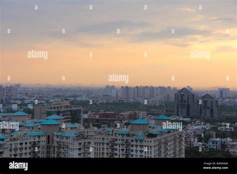 Gurgaon india skyline hi-res stock photography and images - Alamy