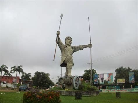 100%Cultura: Estatua pedestre de José Antonio Páez