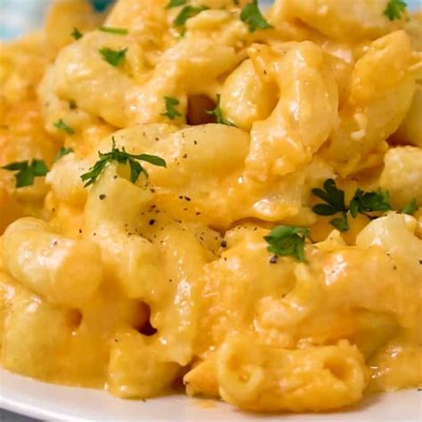 Paula Deen's Macaroni & Cheese can be baked in the oven, the Crock Pot, … | Mac and cheese ...