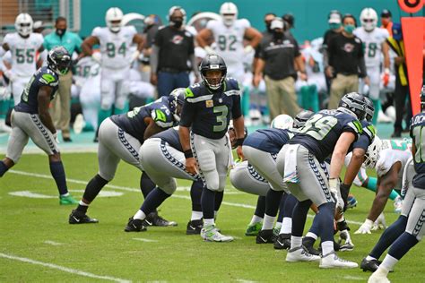 Seahawks offensive line appears set for 2021 and not any better