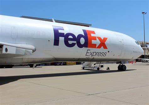 The Aero Experience: FedEx Express Boeing 727 Walk Around: Donated ...