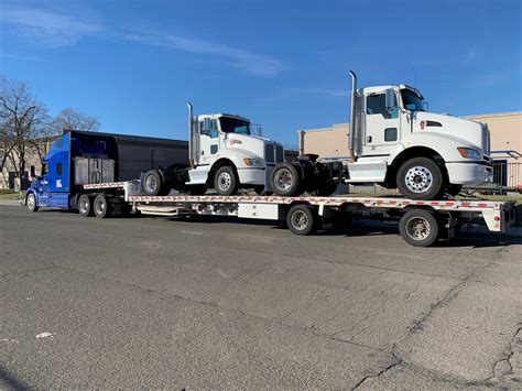 Heavy Haulers Multiple Semi Trucks Transport | (800) 908-6206