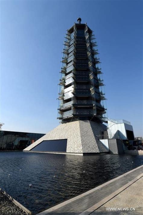 Porcelain Tower Heritage Park newly opened in Nanjing(4/8)