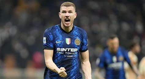 Fenerbahçe'den Dzeko'ya 2 yıllık sözleşme! Dünyaca ünlü isim transferi ...