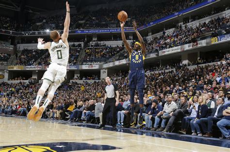 PHOTO RECAP: Bucks 102 - Pacers 83 | 11.16.19 Photo Gallery | NBA.com