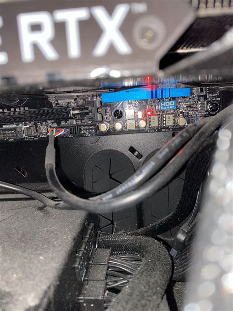 Red light on Motherboard since new GPU installed. Help? : pchelp