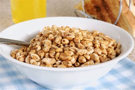 Puffed Wheat Cereal stock image. Image of breakfast, honey - 40196261