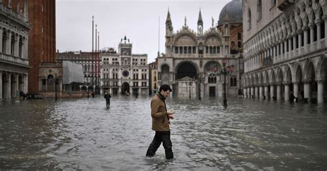 The Flooding of Venice: What Tourists Need to Know - The New York Times