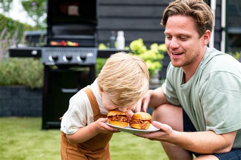 Find The Right Grill for Dad - The Fireplace Center