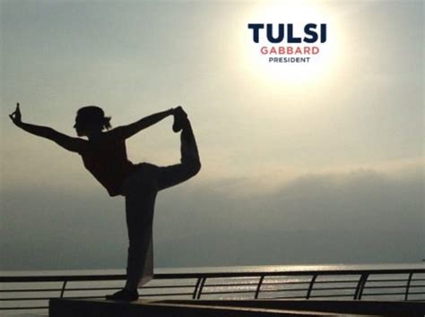 PHOTO Tulsi Gabbard Looking Hot Doing Yoga