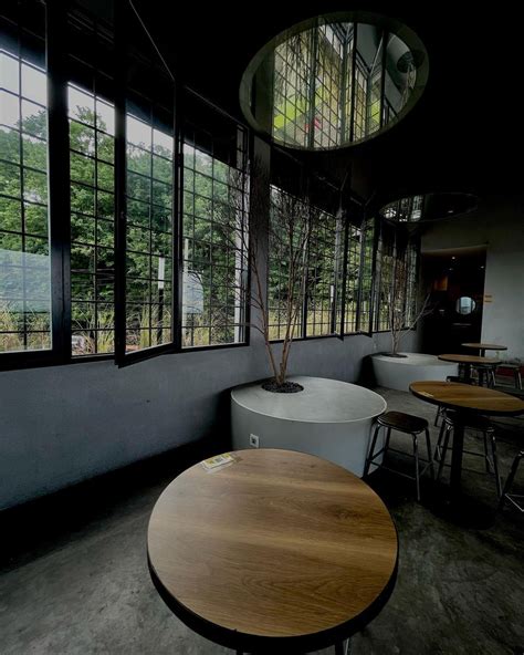 Ideologist Cafe Semarang Lokasi Foto Dan Harga Menu Terbaru - Wisata Milenial