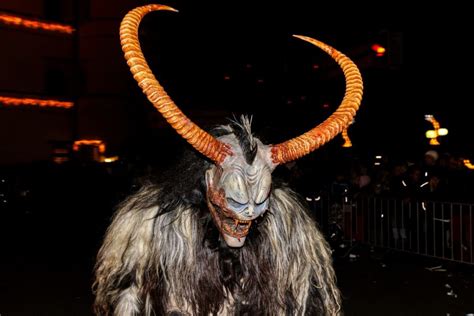 Where to See A Krampus Parade in Germany (Krampuslauf and Perchtenlauf ...