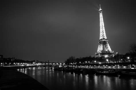 Paris Black and White Wallpaper - WallpaperSafari