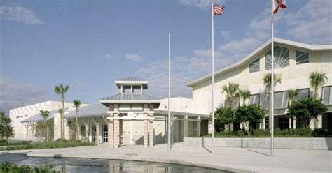 Orlando-Area High School To Close Campus For 2 Weeks | Health News Florida