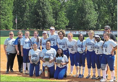 PTHS Softball Makes First Ever Region Championship Appearance | Paducah Tilghman High School