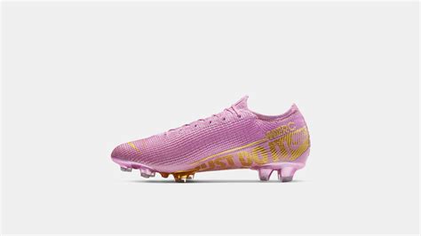 Nike Recognizes Megan Rapinoe's Banner Year With A Commemorative Pair ...