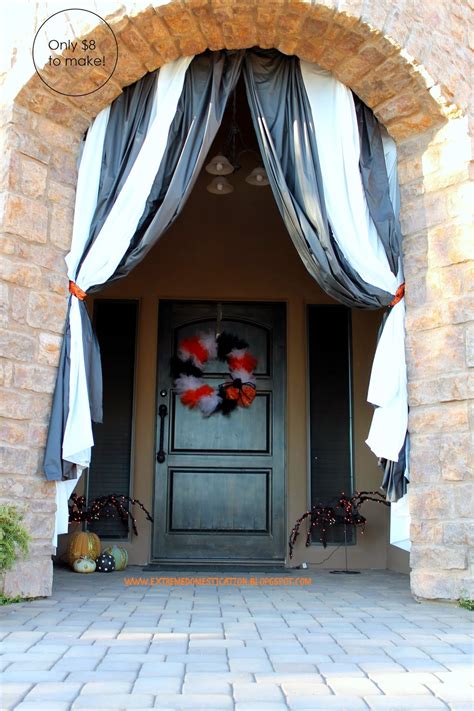 Extreme Domestication: Halloween Outdoor Curtains & Halloween Wreath