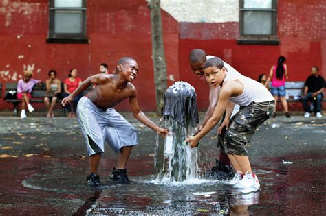 The Man Behind Humans of New York: Brandon Stanton | Popular Photography