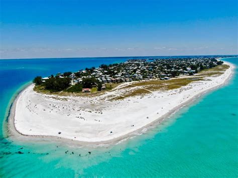 Check Out Paradise Beach East | Anna Maria Villa | Rent The Keys