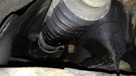 How to Find a Power Steering Leak Symptoms + Home Remedies for Power Steering Leak - AutoVFix.com