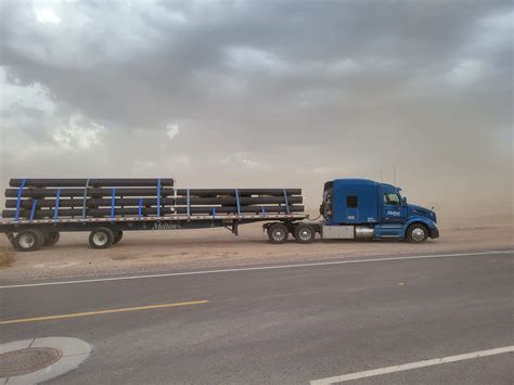 How Much Do Flatbed Drivers Make? - Melton Truck Lines, Inc.