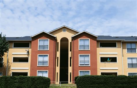 Landmark at Magnolia Glen Apartments - Hoover, AL 35216 | Apartments for Rent | House styles ...