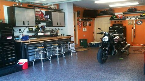 50 Home Mechanic Garage Layout Ideas Rp3t | 1000 | Cool garages, Man cave garage, Man cave ...