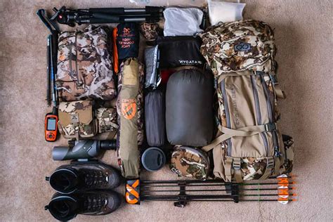 Bow Hunting Gear – 11 Must-Have Accessories for A Bowhunting Trip