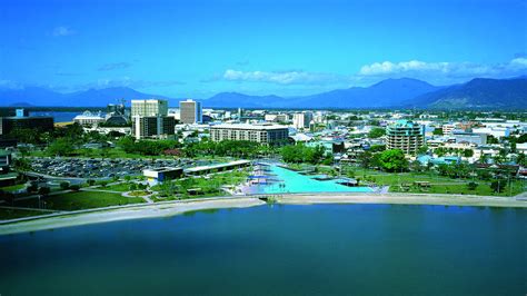 Trinity Beach, Cairns Beaches & Surrounds